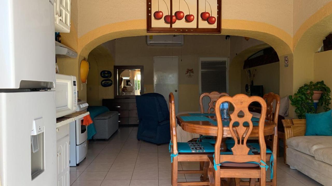 Casa De La Abuela Bed & Breakfast Ajijic Exterior photo