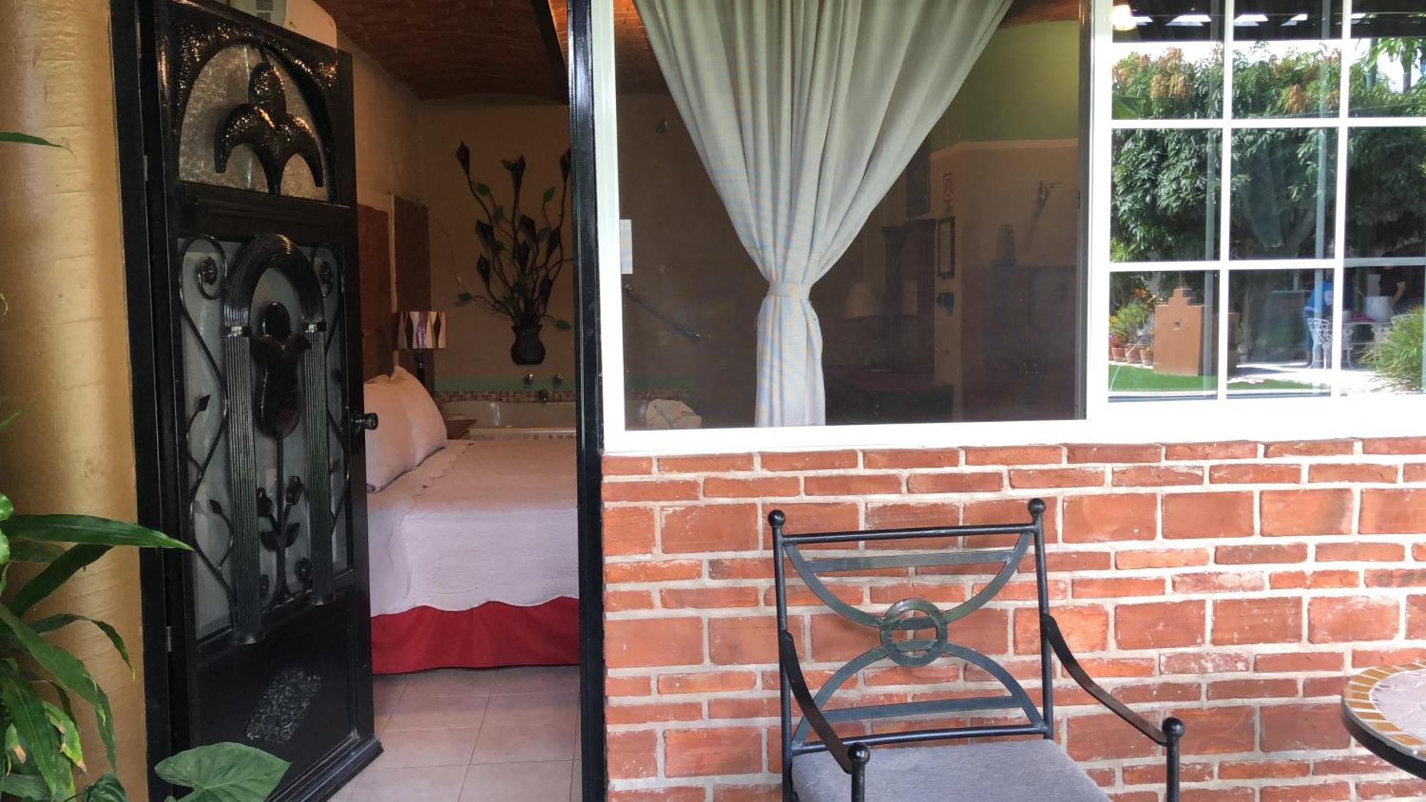 Casa De La Abuela Bed & Breakfast Ajijic Exterior photo